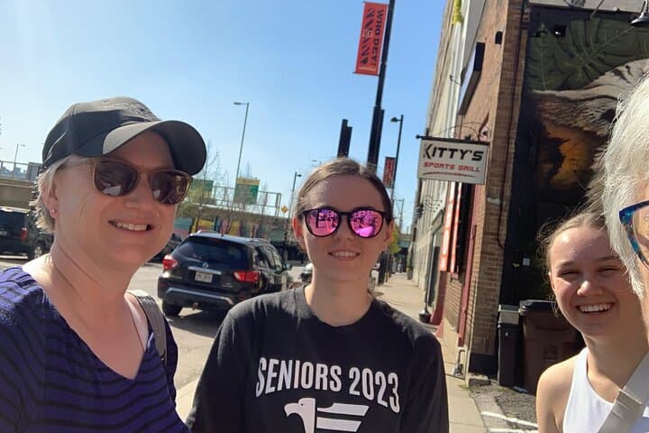 Battle Creek Blitz: Interactive Urban Scavenger Hunt in Battle Creek, MI