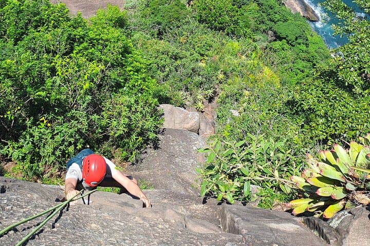 Climb Sugarloaf Mountain: Guided Ascent and Cable Car Experience in Rio de Janeiro