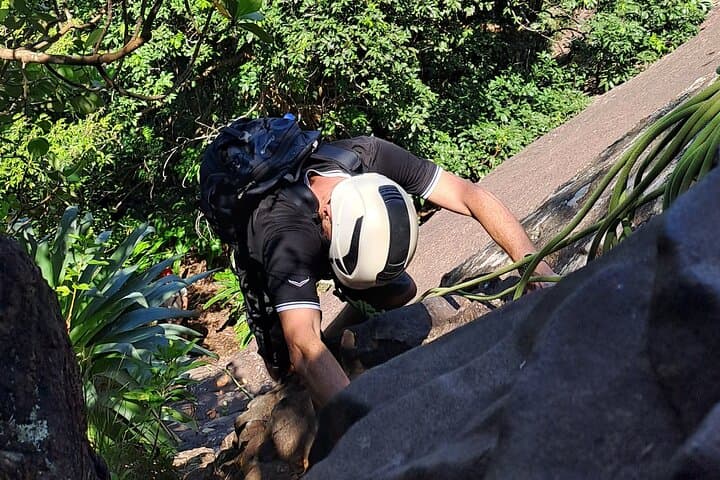 Climb Sugarloaf Mountain: Guided Ascent and Cable Car Experience in Rio de Janeiro photo 3