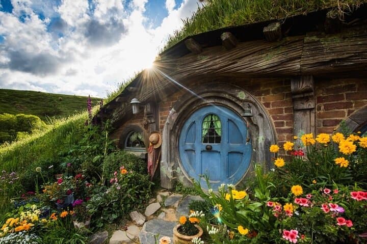 Hobbiton Village and Bridal Veil Falls Private Tour from Auckland photo 2
