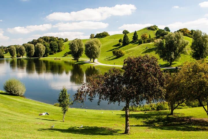 Romantic Private Walking Tour in Turku: Historic Riverside Strolls & Panoramic Views photo 3