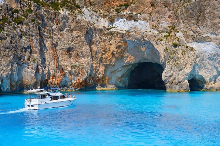 Zante Cruise to Blue Caves & Navagio Shipwreck Beach — Day Trip from Kefalonia
