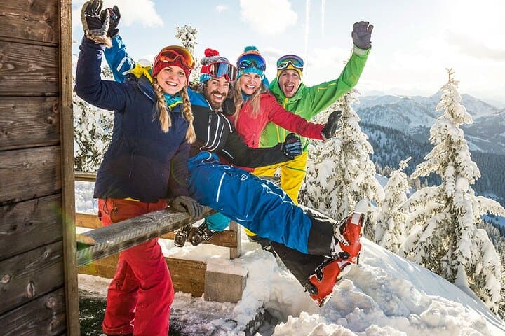 Private 2‑Day Ski Transfer: Vienna to Flachau — Ski Pass & Gear Included photo 2