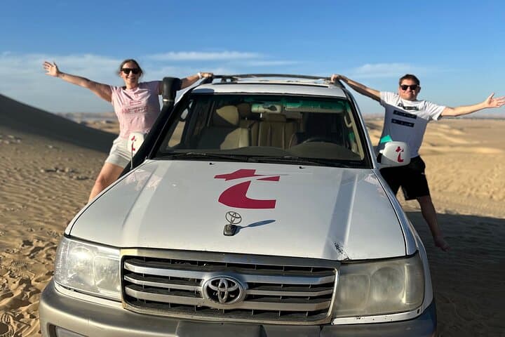 Siwa Sunrise Desert Safari by 4x4 with Sandboarding photo 4