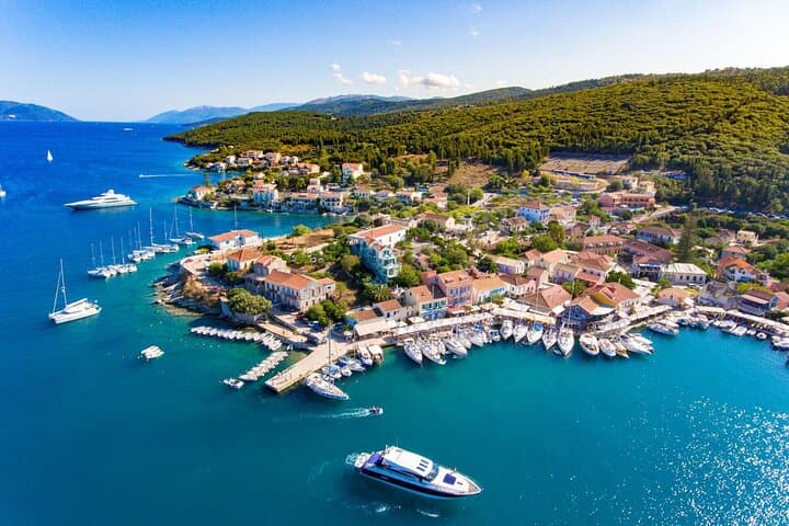 Explore Kefalonia: Robola Wine, Drogarati Cave & Melissani Lake Semi-Private Tour photo 3