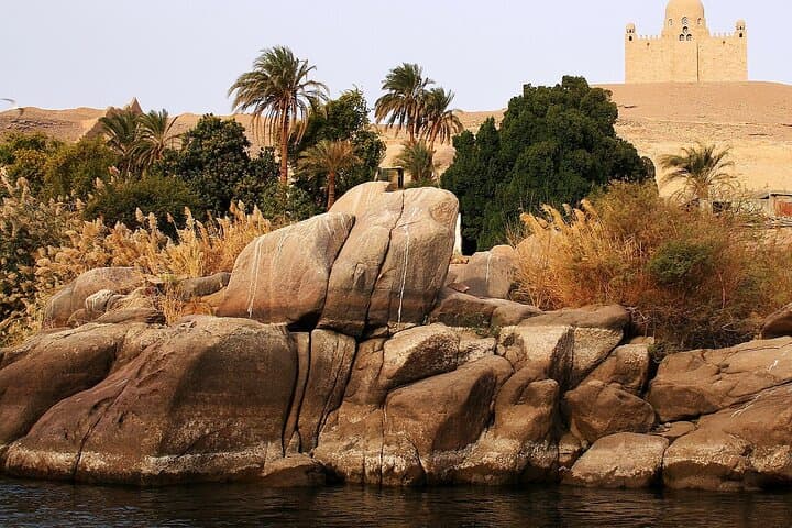 4-Day Aswan to Luxor Nile Cruise: Ancient Temples & River Views photo 2