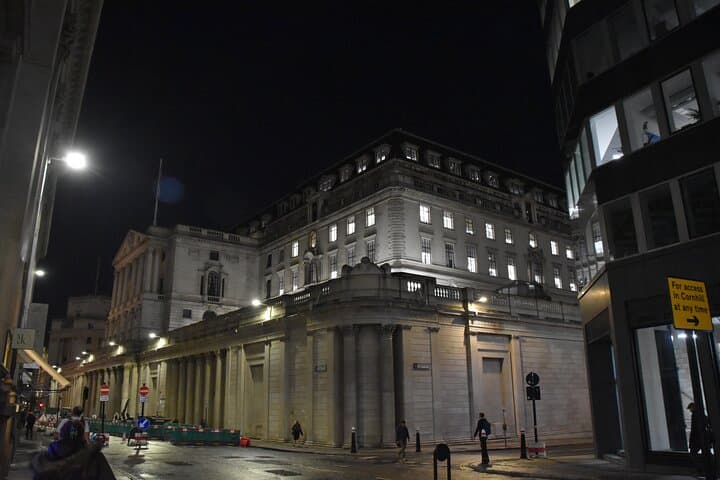 London Ghosts and Gore Night Walking Tour — Private Haunted City Experience photo 5