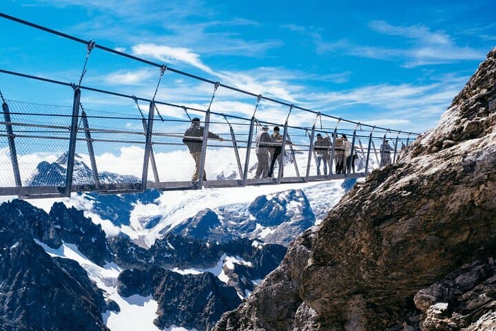 Mount Titlis Private Day Trip: Engelberg Glacier Walk & Lucerne City photo 2
