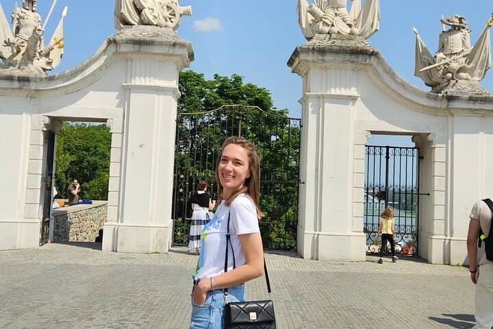 2-Day Private Guided Tour from Vienna to Budapest & Bratislava — Private Transfers and Local Guides photo 2