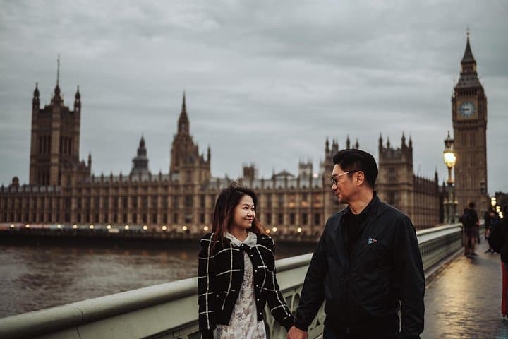 London Private Photography Tour: Capture Candid City Portraits photo 1