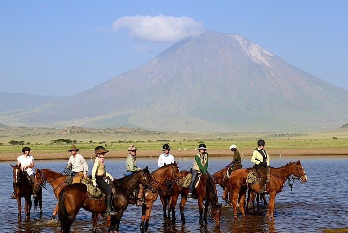 Lake Duluti Paddle and Horseback Day Trip from Arusha photo 5