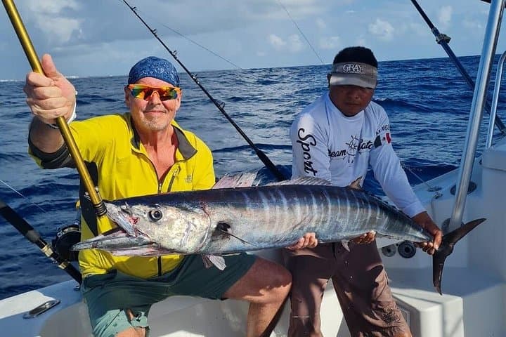 Half-Day Private Fishing in Puerto Morelos — Reef Trolling & Bottom Fishing photo 4