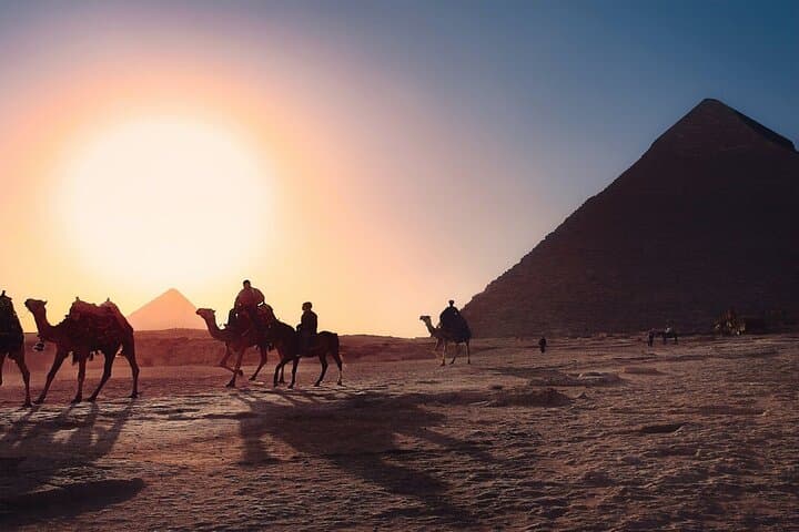 Cairo to Luxor 4-Day Tour: Pyramids, Karnak & Nile Dinner Cruise photo 5