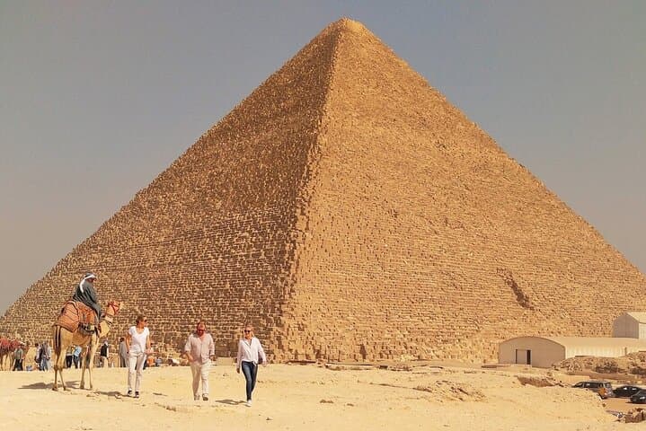 Private Guided Tour of the Giza Pyramids and Great Sphinx — Cairo Half-Day photo 4
