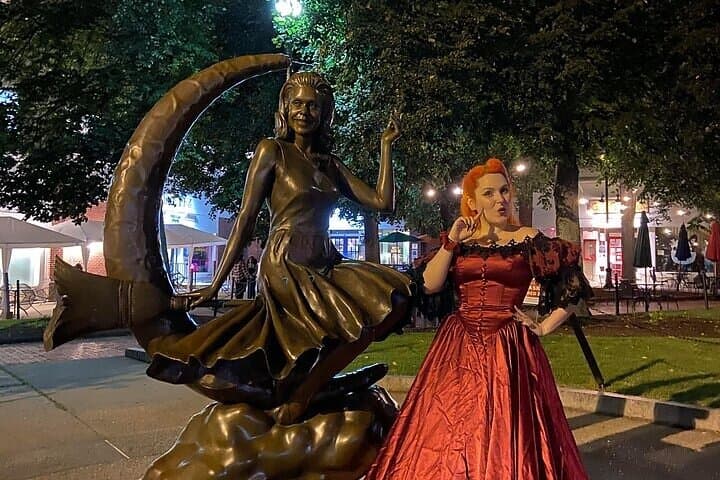Wandering Witches Salem: 60-Minute Masterclass with a Practicing Witch photo 4