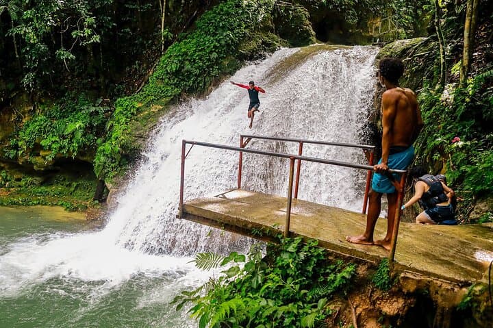 Blue Hole & Dunn’s River Falls: Ocho Rios Guided Waterfall Adventure photo 4