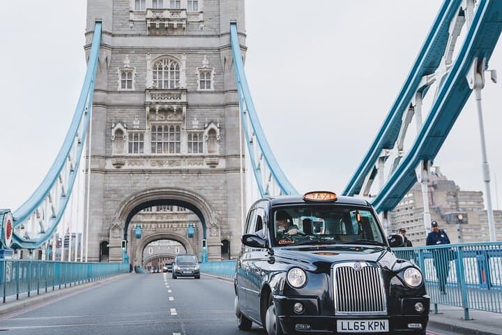 Discover London by Panoramic Black Cab: Private 4‑Hour City Tour photo 2