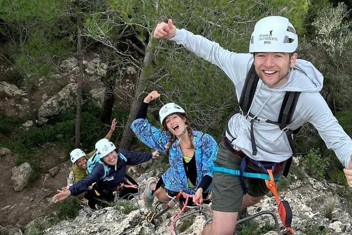 Via Ferrata Fuente de Godalla: Zip Line and Climbs Near Enguera, Valencia