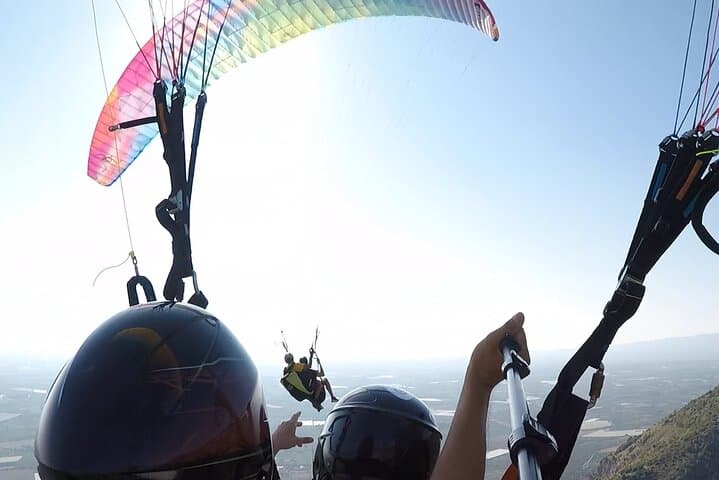 Adventure and Acrobatic Paragliding Flight Near Rome photo 3