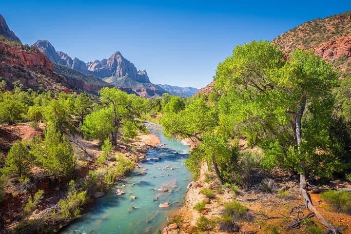 Full-Day Lower Antelope Canyon and Horseshoe Bend Tour from Las Vegas