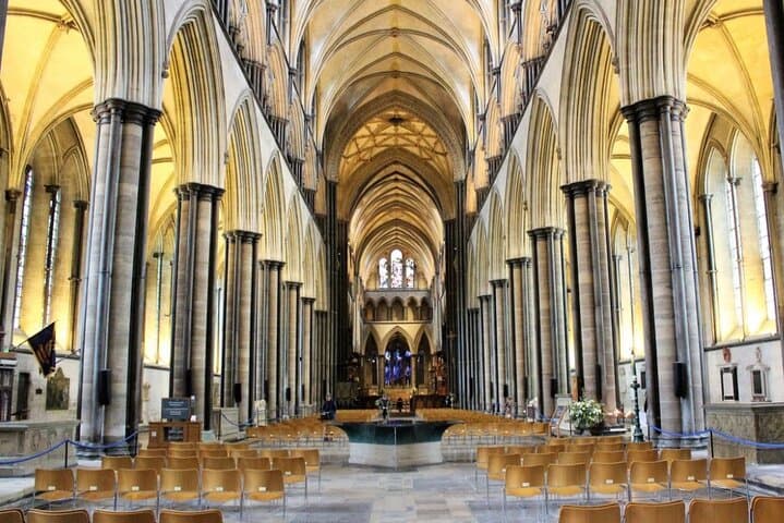 Private Day Trip to Stonehenge, Salisbury Cathedral & Old Sarum from Bath photo 6