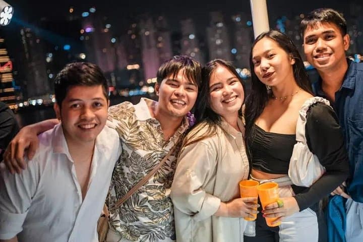 Dubai Marina Yacht Party: 4-Hour Cruise with Unlimited BBQ, Drinks & DJ photo 4