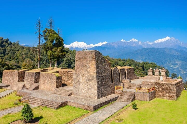 Yuksom Day Trip from Pelling: Khecheopalri Lake, Monasteries & Waterfalls