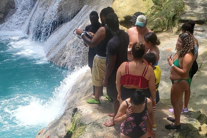 Bluehole and Secret Falls: Ocho Rios cliff jumps, rope swings and rainforest walk photo 4