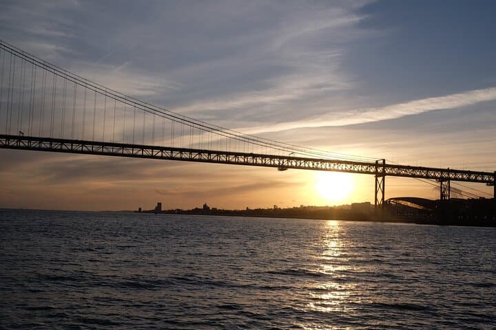 Sunset Boat Tour on Lisbon’s Tagus: Private 2-Hour River Cruise photo 3