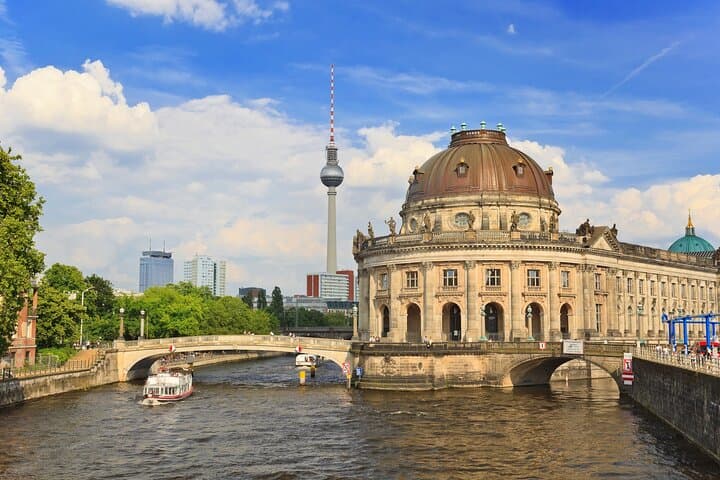 Berlin Third Reich City Quest: WWII Smartphone Escape Game