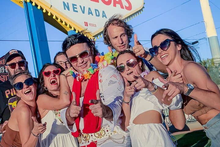 Elvis Wedding at the Las Vegas Sign: Photos, Ceremony & Practical Tips
