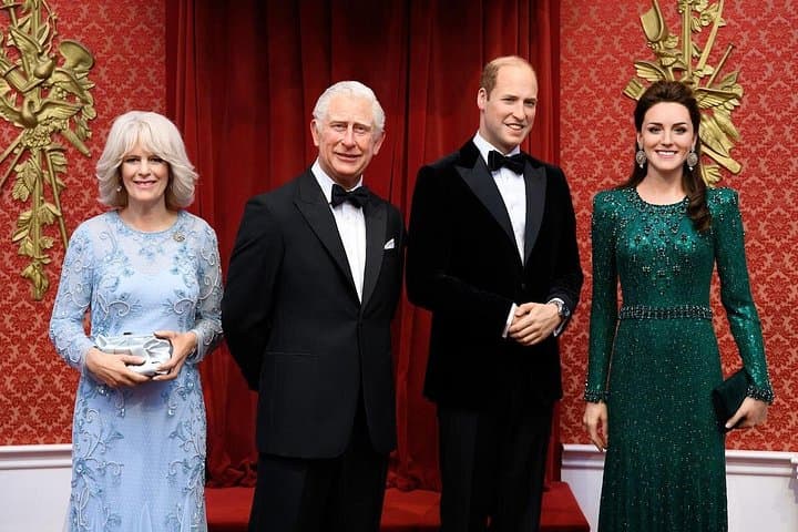 One-Day Guide: Madame Tussauds, London Eye & London Dungeon Combo Ticket photo 2