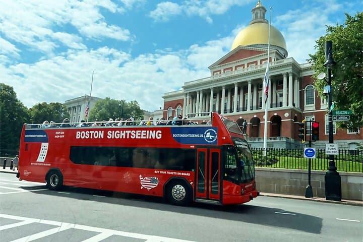 Bus Tour in Weymouth, Massachusetts