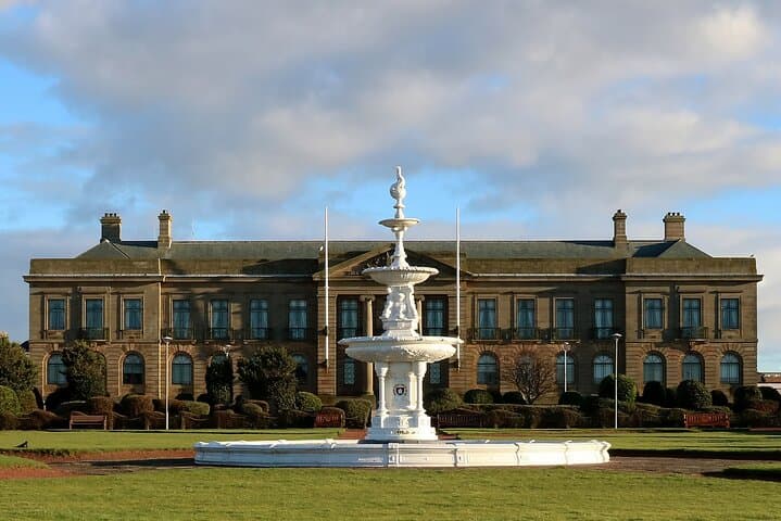 Escape Burns' Hame Toun — Interactive Robert Burns Outdoor Puzzle Game in Ayr photo 5