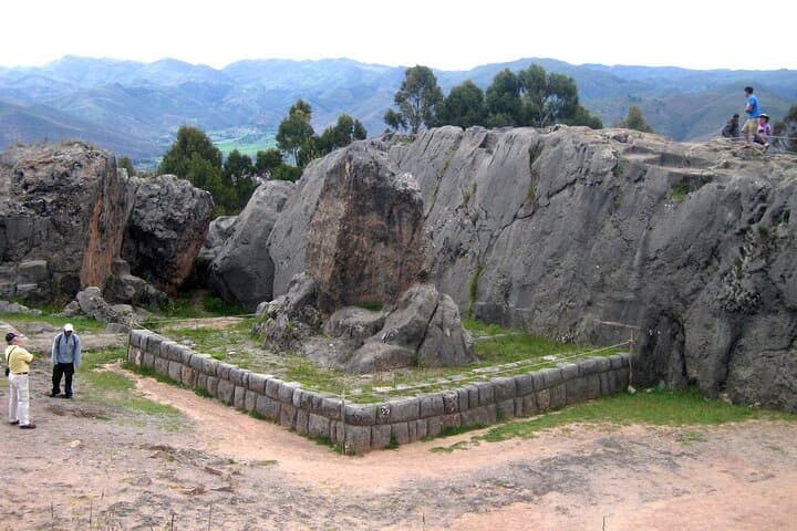 Half-Day Private Cusco Ruins Tour: Sacsayhuamán, Qorikancha & Inca Sites photo 5