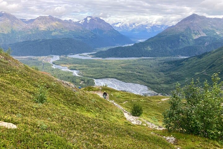 Conquering Alaska’s Harding Icefield Trail: An Immersive Wilderness Hiking Experience photo 5