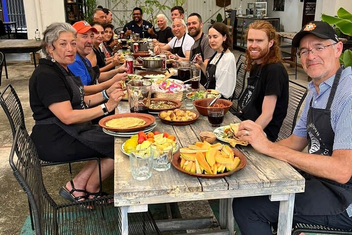 Hands-On Oaxacan Mole Class: Market Tour & Traditional Cooking in Oaxaca City