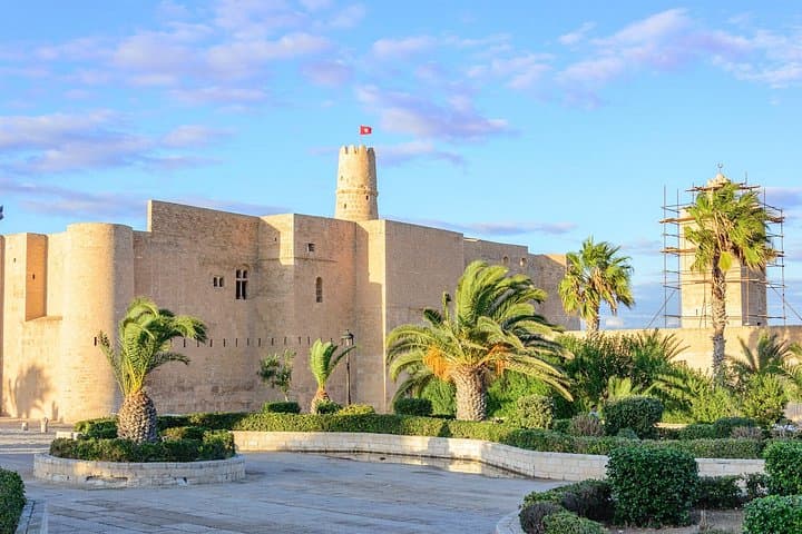Private Full-Day Shore Tour of Tunis — Medina, Zitouna Mosque & Souk El Attarine