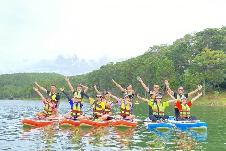 SUP and Kayak Tour on Tuyen Lam Lake — Guided Paddle in Da Lat