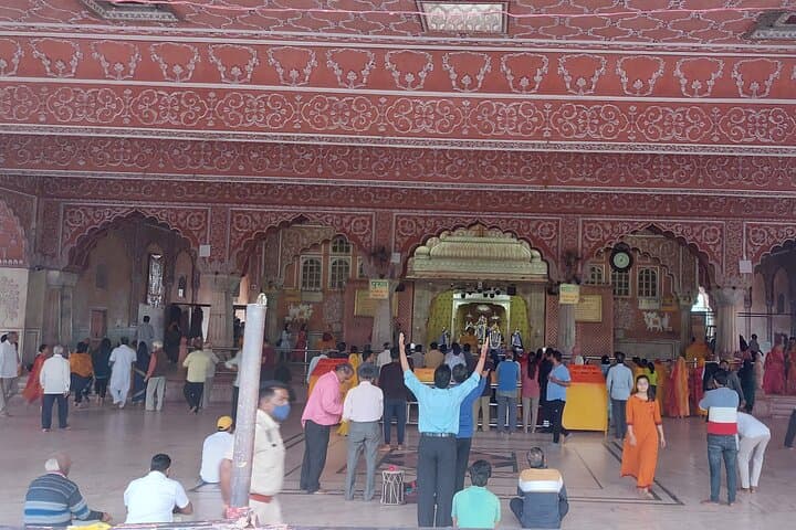 Jaipur by Dawn: Morning E‑Rickshaw & Walking Cultural Tour photo 3