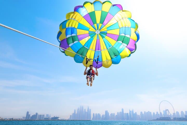 Parasailing Dubai Harbour: Soar 250m Above Jumeirah Beach photo 2