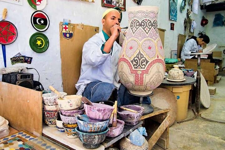 Fez Private Guided Tour with Lunch and Casablanca Transfer — Full-Day Itinerary