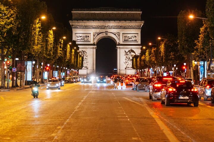 Paris by 2CV: Private One-Hour Night Tour in a Classic Citroën photo 2