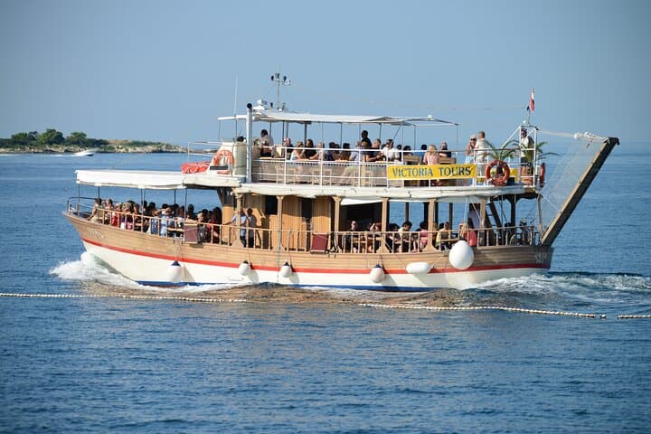 Poreč Dolphin-Watching Sunset Cruise — Romantic Boat Trip on the Istrian Coast photo 4