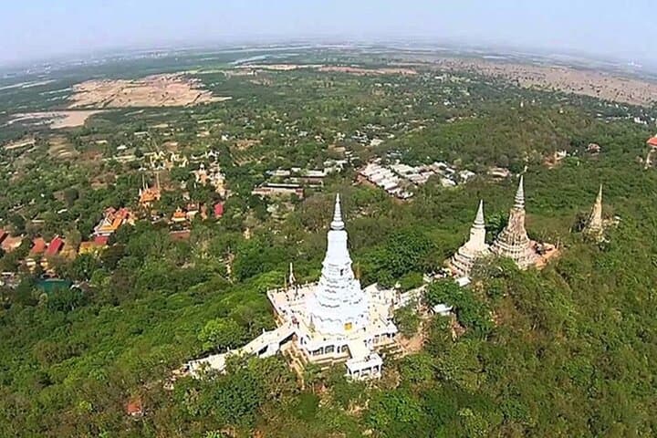Oudong Mountain Full-Day Private Tour — Historic Summits, Silver Villages & Market Lunch