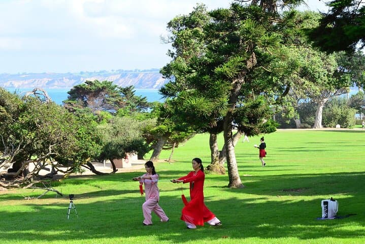 La Jolla Hidden Treasures Self-Guided Coastal Walk — Cove, Caves & Village Art photo 2