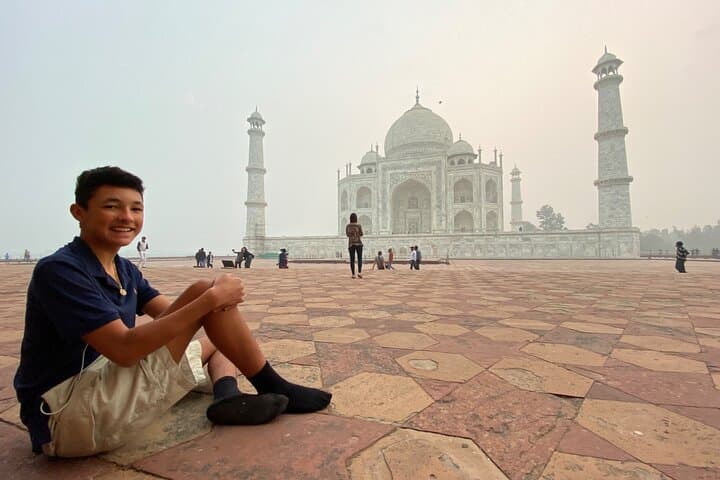 Skip-the-Line Taj Mahal Sunrise Tour from Delhi by Express Train photo 3
