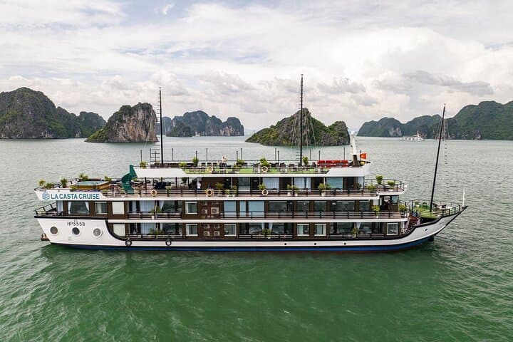 La Casta Luxury Cruise: 3-Day Ha Long & Lan Ha Bay Itinerary