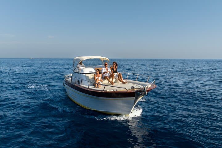 Private Capri Full-Day Classic Boat Tour from Sorrento photo 2