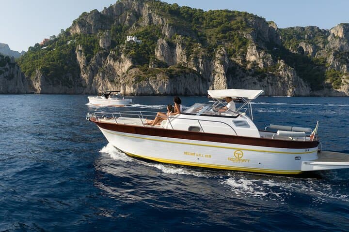 Private Capri Full-Day Classic Boat Tour from Sorrento photo 3
